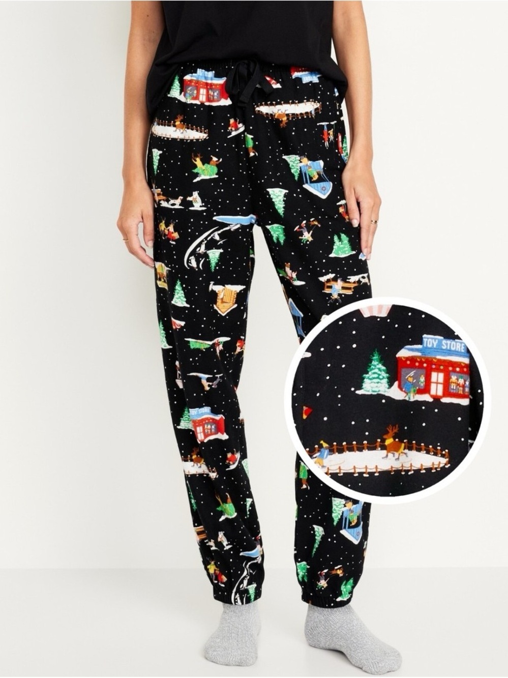 Old Navy Christmas Village Jogger Pajama Pants Women’s Medium Holiday Lounge